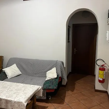 27 Aprile Konukevi 3*
