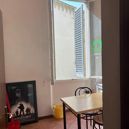 27 Aprile Konukevi 3*
